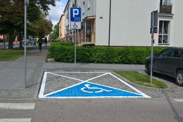 Nowe oznakowanie miejsc parkingowych dla osób niepełnosprawnych