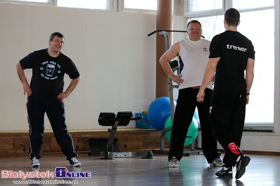 \"Schudnij z nami!\". Trening na siłowni