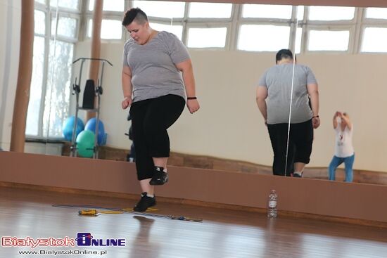 \"Schudnij z nami!\". Trening na siłowni