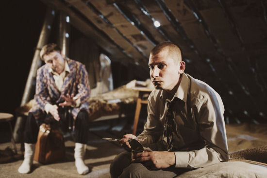 Spektakl "Emigranci" w Teatrze Dramatycznym