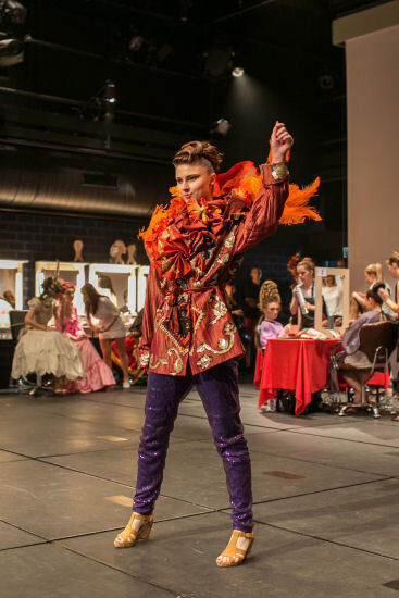 Operowy zawrót głowy. III Międzyszkolny Konkurs Fryzjerski