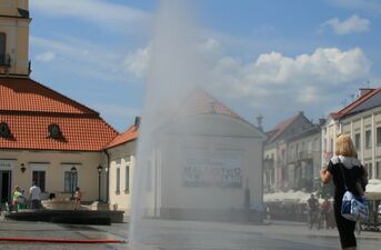 Kurtyny wodne na Rynku Kościuszki