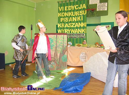 Występy uczniów społecznej szkoły nr 3- historia powstania Miasta Białegostku