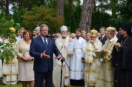 Bronisław Komorowski z małżonką uczestniczyli w uroczystościach na Św. Górze Grabarce