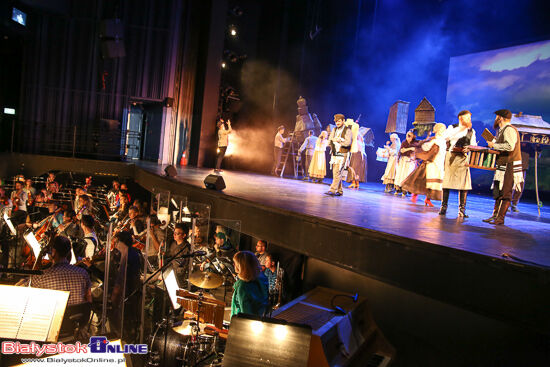 \"Skrzypek na dachu\" w Operze i Filharmonii Podlaskiej
