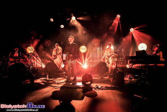 Artur Rojek na Dzień Kobiet