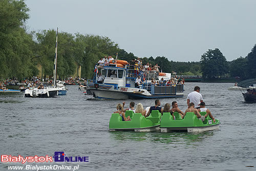 Pływanie na byle czym