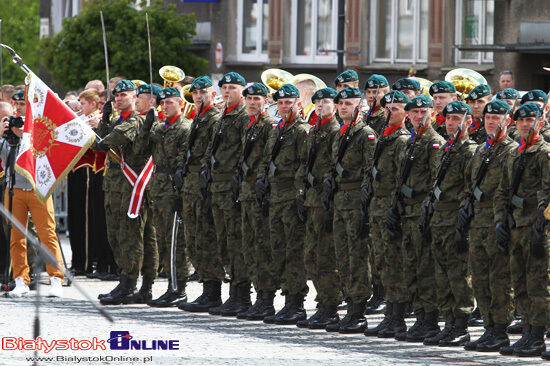 Główne uroczystości przy pomniku Marszałka Józefa Piłsudskiego w Białymstoku
