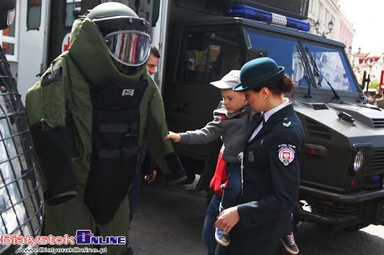 Pokaz sprzętu Wojska Polskiego i służb mundurowych