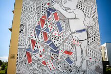 DSW. Koncert Red Emprez, mural przy Swobodnej 60