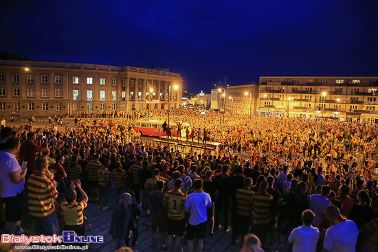 Feta Jagiellonii na placu Uniwersyteckim