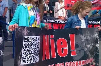 Protest mieszkańców przeciwko budowie krematoriów