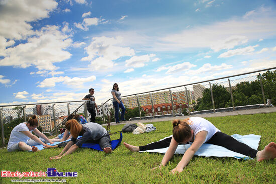 "Śniadanie na trawie" - targ śniadaniowo-rękodzielniczy w ramach Halfway Festival