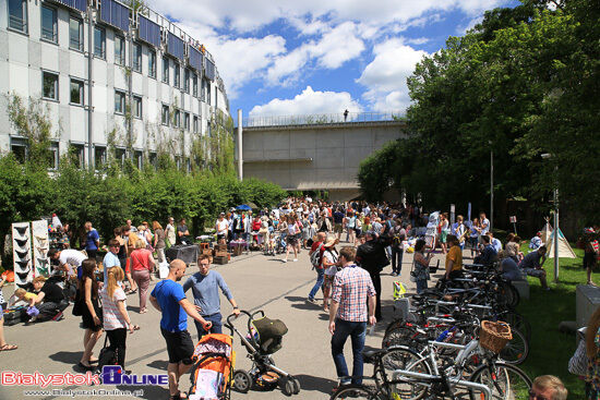 "Śniadanie na trawie" - targ śniadaniowo-rękodzielniczy w ramach Halfway Festival