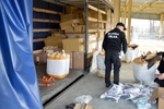 Maj 2015. Budzisko - 17 tys. papierosów pośród materiałów budowlanych