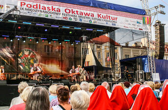 Podlaska Oktawa Kultur. Parada zespołów