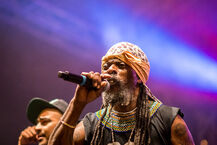 Koncert Asian Dub Foundation & Neozbiljni Pesimisti