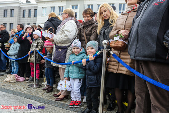 Święcenie pokarmów na Rynku Kościuszki