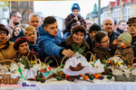 Święcenie pokarmów na Rynku Kościuszki