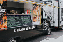 Zlot Foodtrucków przed Outlet Białystok