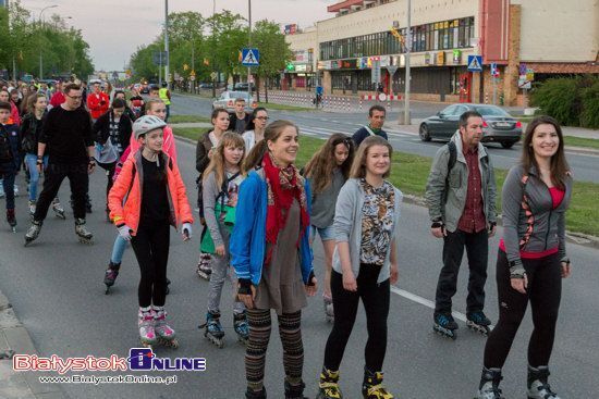 Nightskating Białystok: Fly me to the moon