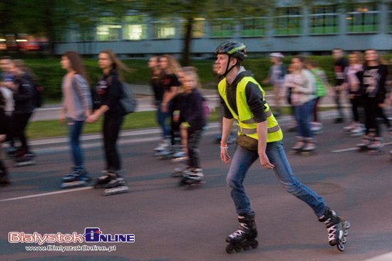 Nightskating Białystok: Fly me to the moon