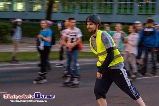 Nightskating Białystok: Fly me to the moon