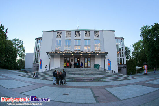 DSW. Koncert Dakh Daughters i instalacja w Tarbucie