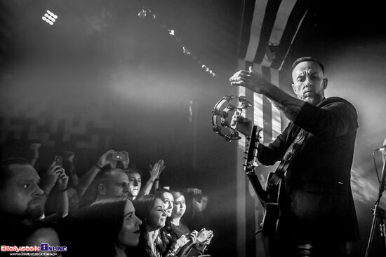 Me And That Man - Zmiana Klimatu