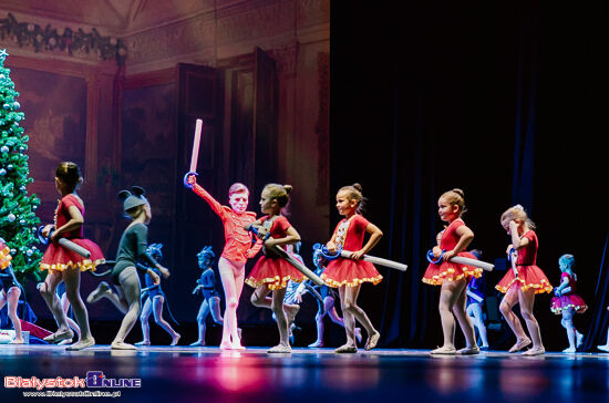 Spektakl baletowy "Dziadek do orzechów