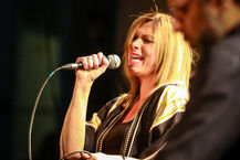 Halfway Festival. Pia Fraus oraz Jane Weaver