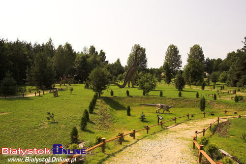 Spacer po Jurajskim Parku Dinozaurów