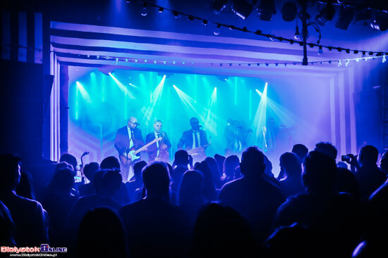 Poparzeni Kawą Trzy w Zmianie Klimatu