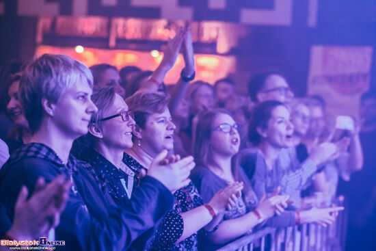 Poparzeni Kawą Trzy w Zmianie Klimatu