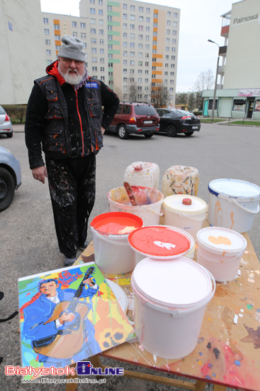 Mural z Zenkiem Martyniukiem na Dziesięcinach