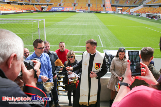 Święconki na stadionie miejskim