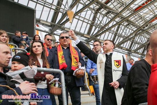 Święconki na stadionie miejskim