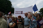 "Polska przeciw przemocy" - manifestacja przed Teatrem Dramatycznym