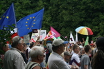 "Polska przeciw przemocy" - manifestacja przed Teatrem Dramatycznym