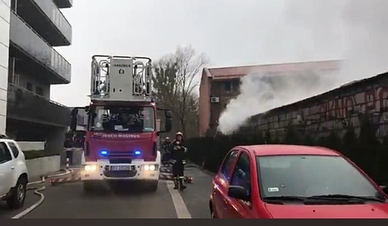 Pożar warsztatu samochodowego