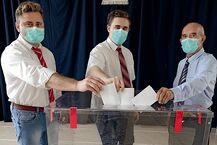 Najlepsze zdjęcia głosujących białostoczan. "12 smartfonów na 12 lipca"