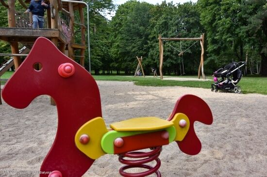 Plac zabaw w Parku Konstytucji 3 Maja obecnie