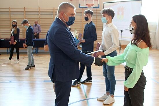 Stypendia Artystyczne i Naukowe