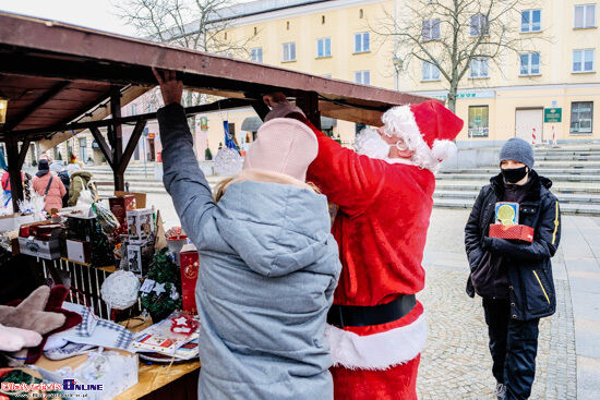 Bożonarodzeniowy Jarmark przed Ratuszem