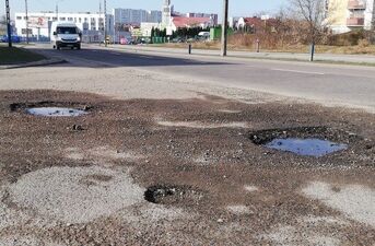 Białostockie drogi po zimie