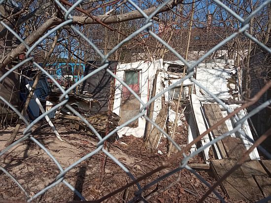 Wysypisko na osiedlu Kawaleryjskim