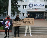 Protest przed Komendą Policji w Białymstoku