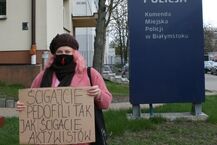 Protest przed Komendą Policji w Białymstoku