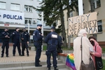 Protest przed Komendą Policji w Białymstoku