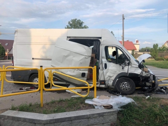 Wypadek z działem dwóch busów w Knyszynie